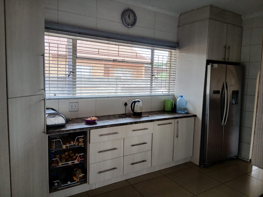 3 Bedroom Property for Sale in Rustenburg Central North West